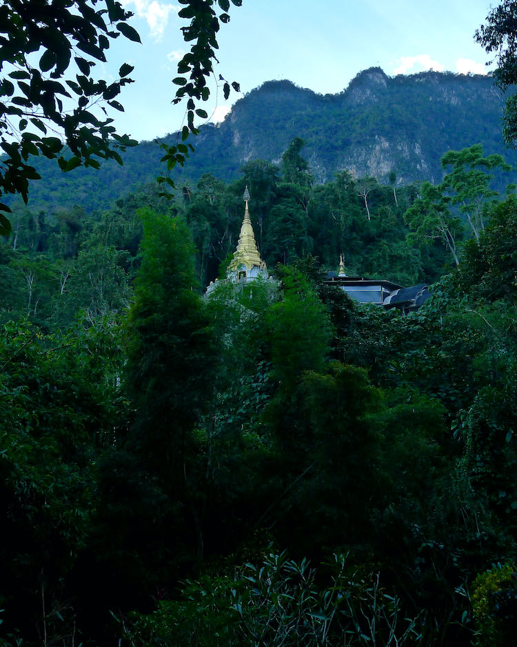 Wat Tham Pha Plong temple in Chiang Dao.